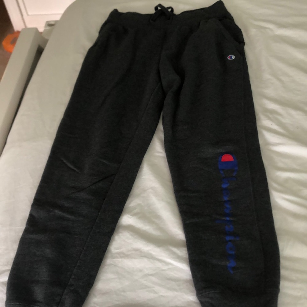 CHAMPION joggers